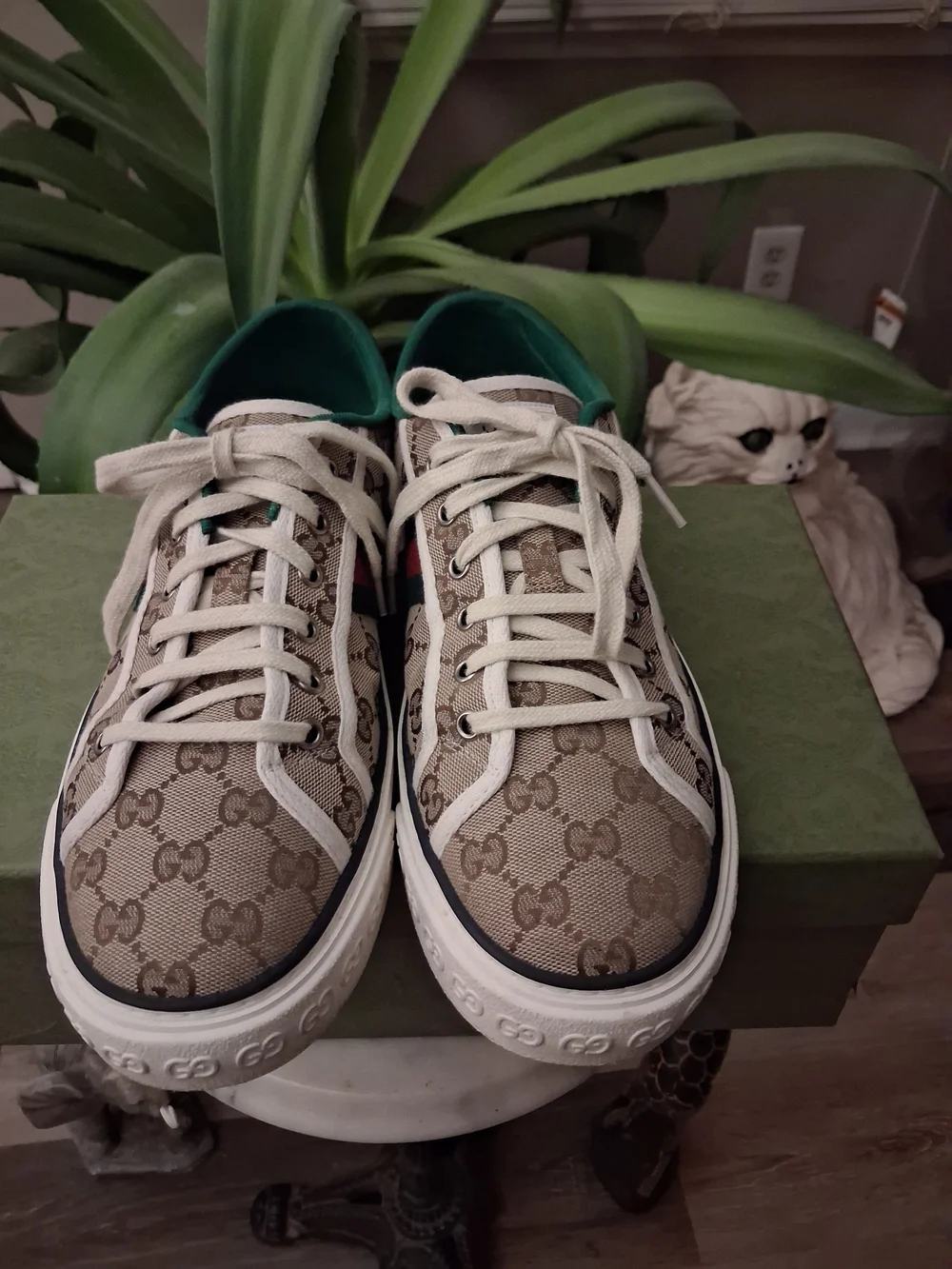 Gucci Beige GG Canvas Low-Top Sneakers